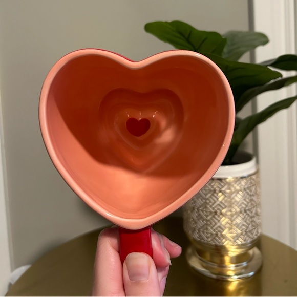 Pink and Red Valentine’s Day Oversized Heart Shaped Mug - Picture 4 of 4
